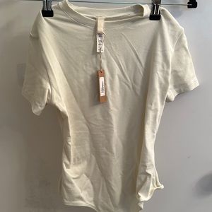Skims T-Shirt bodysuit